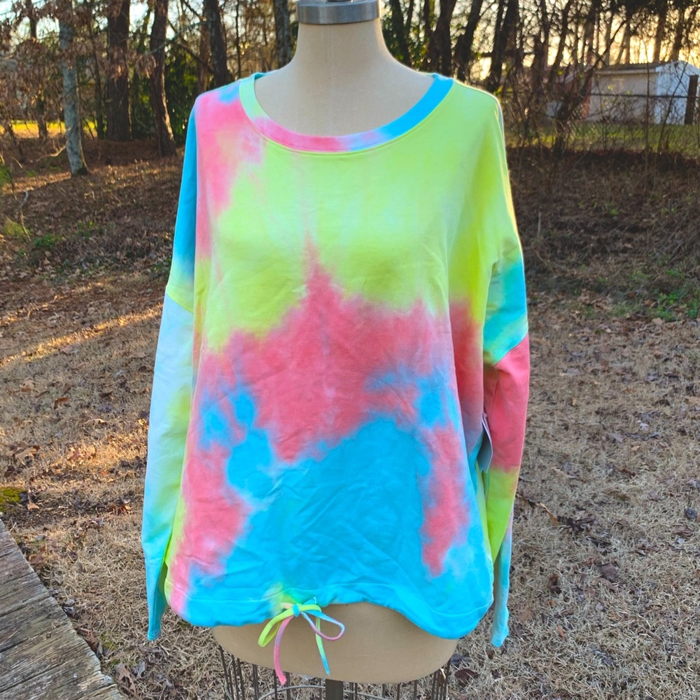 NWT Drawstring Tie-Dye Top